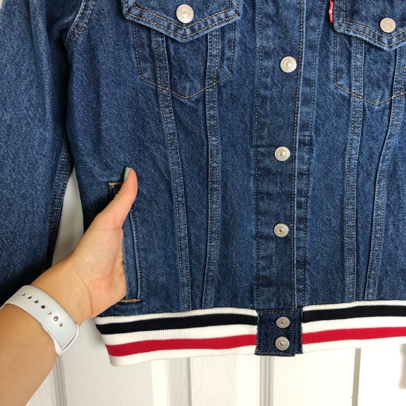 New Levi’s Ribbed Trim Trucker Denim Jacket - Picture 6 of 14